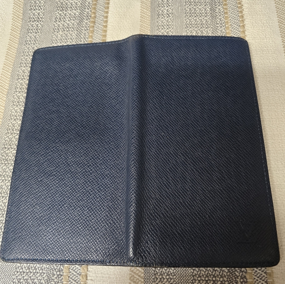 Louis Vuitton Brazza Wallet In Navy (Mens) - Picture 10 of 13